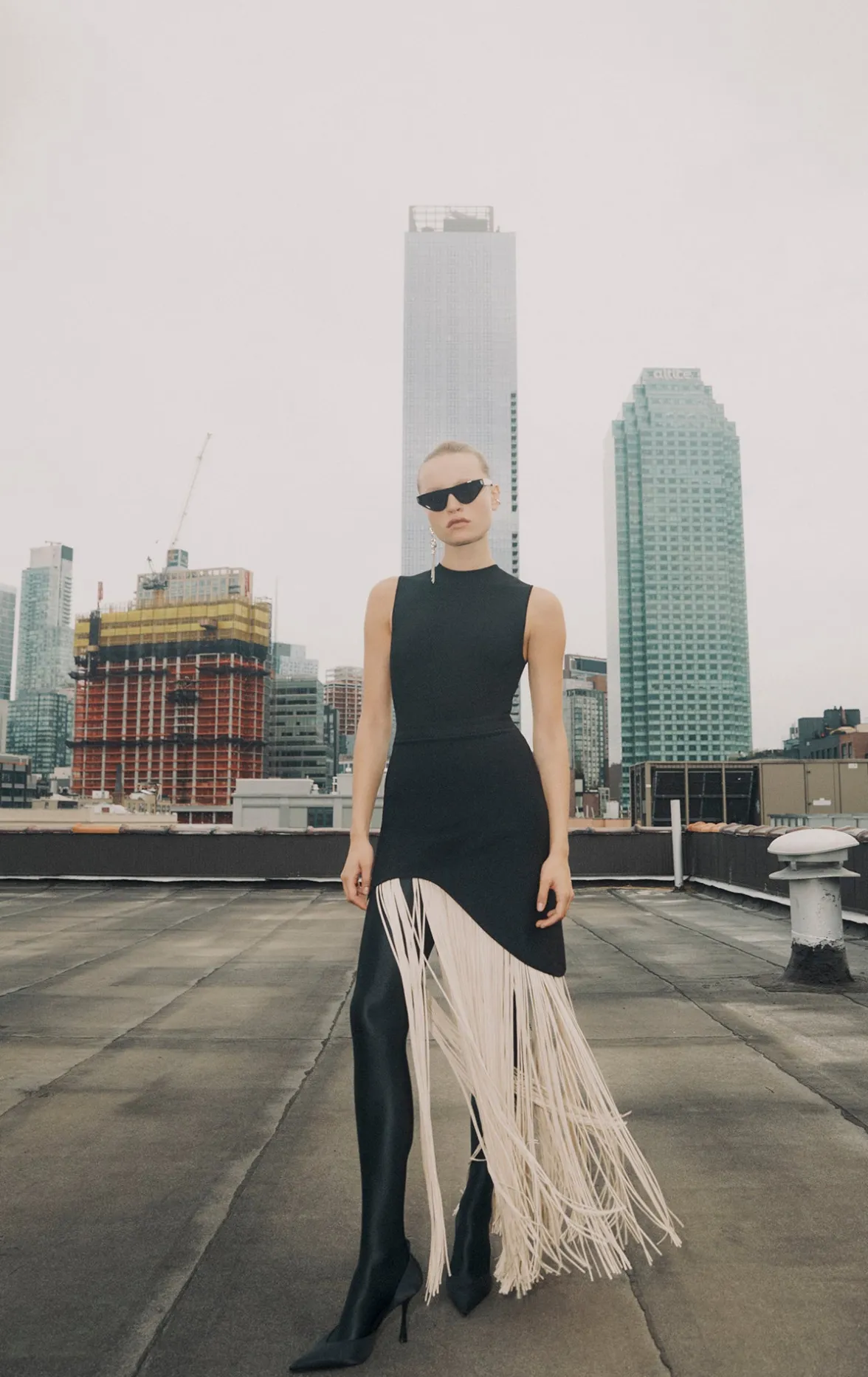 THE AURORA GOWN-Hervé Léger Store
